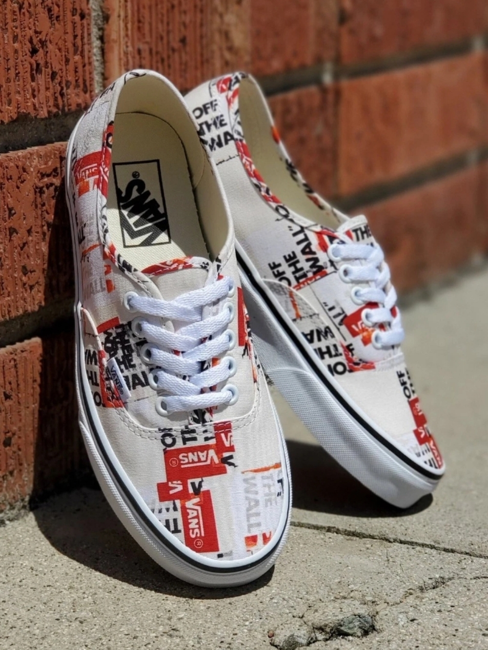 Vans Authentic Packing Tape Print Low Skate Unisex Sneakers SZ M6 W7.5 Red White
